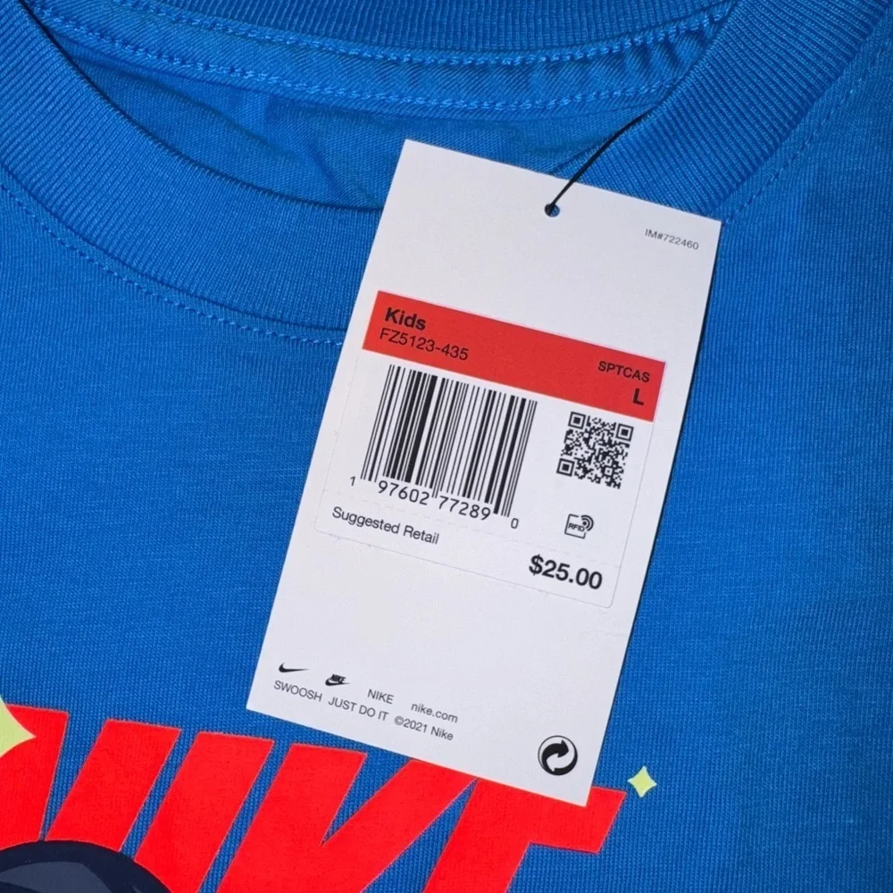 Nike NEW Boys Size Large Basketball Hoops Graphic Short Sleeve Blue Tee